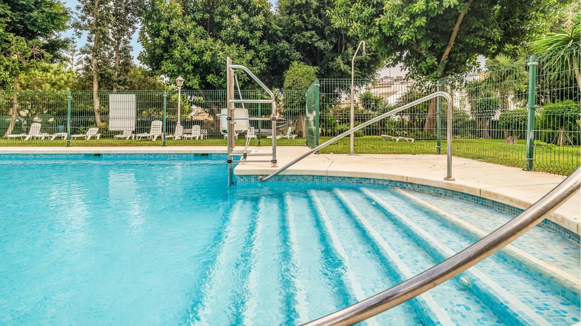 Beautiful Apartment In Torremolinos With Wifi