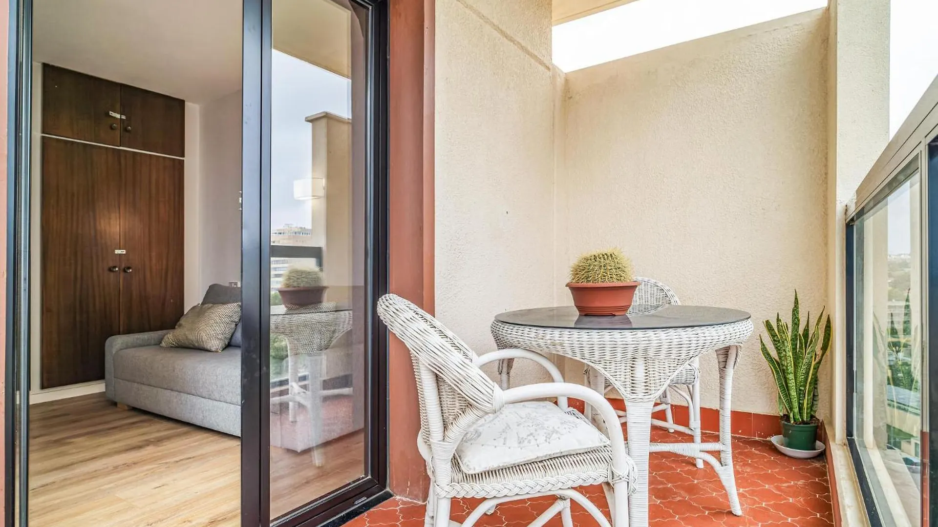 Beautiful Apartment In Torremolinos With Wifi 0*,